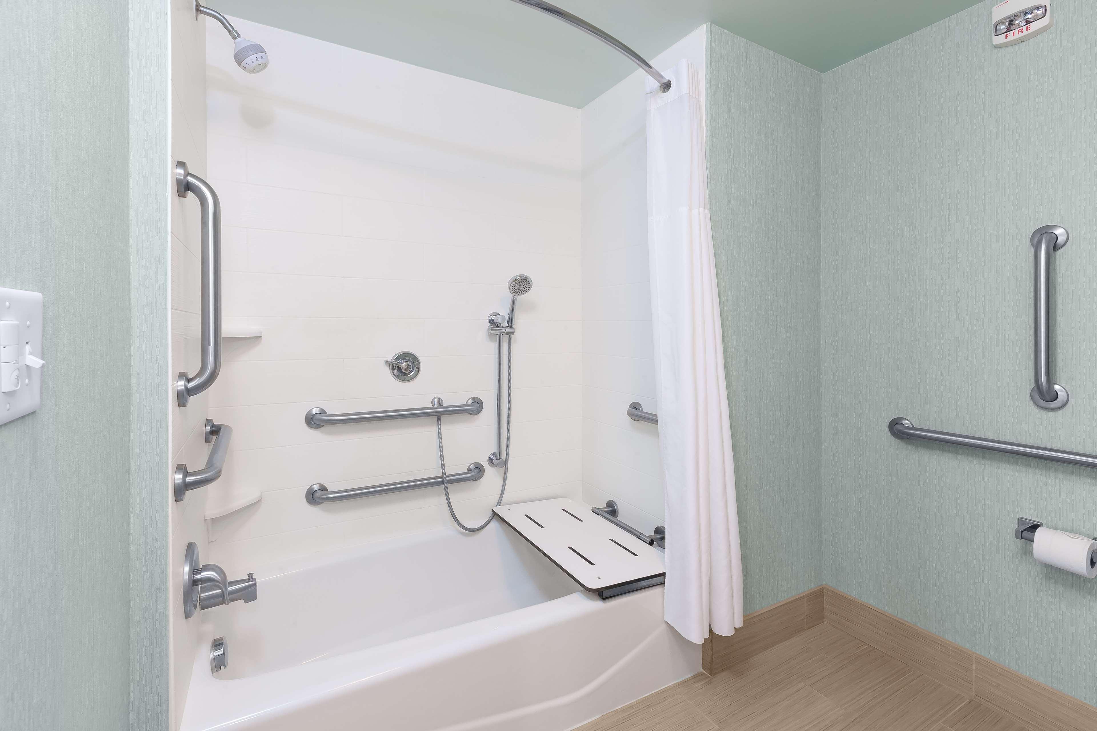 Hampton Inn & Suites By Hilton Carolina Beach Oceanfront Екстер'єр фото