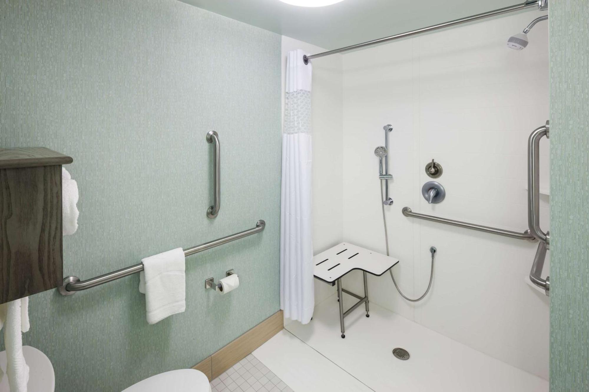 Hampton Inn & Suites By Hilton Carolina Beach Oceanfront Екстер'єр фото