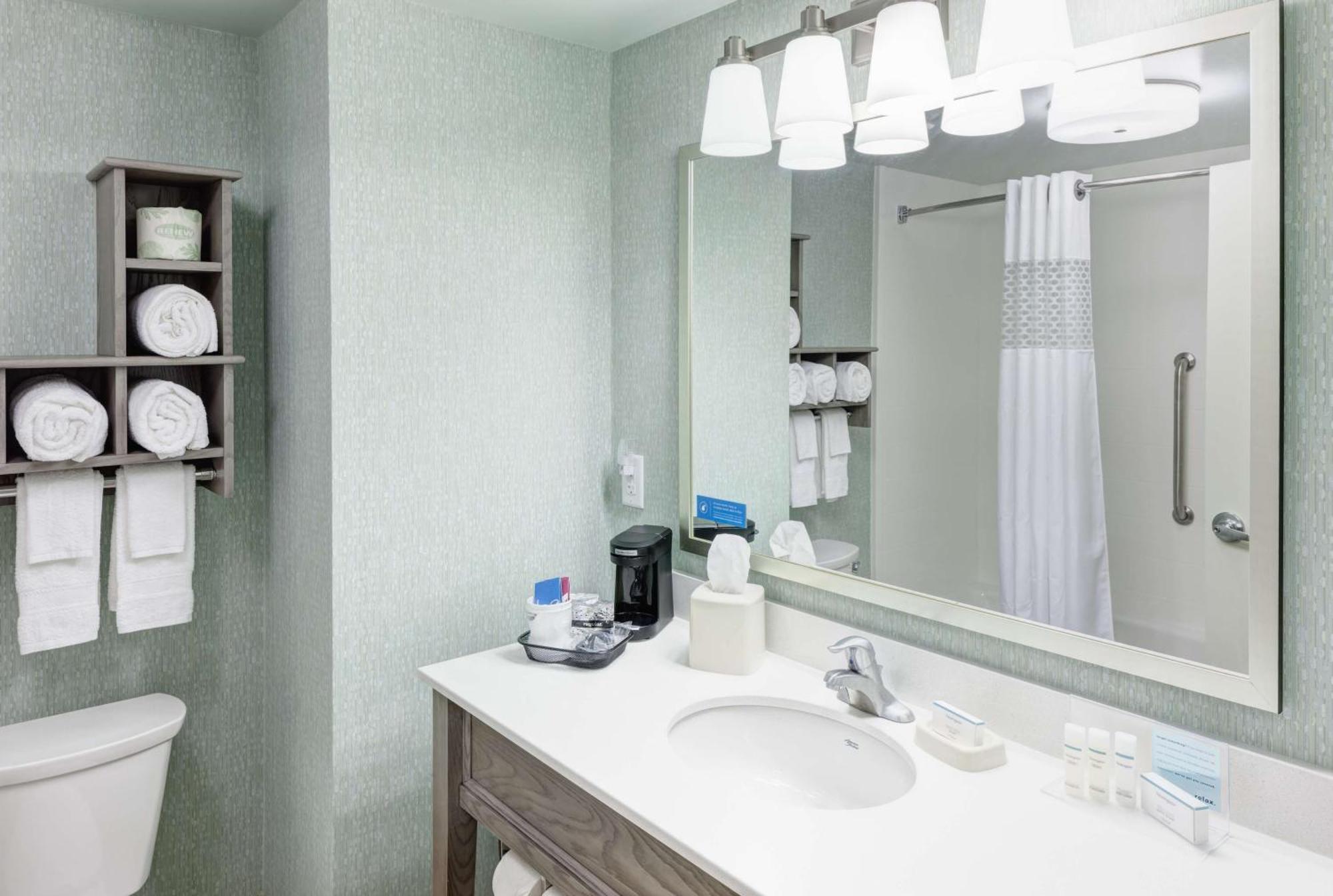 Hampton Inn & Suites By Hilton Carolina Beach Oceanfront Екстер'єр фото